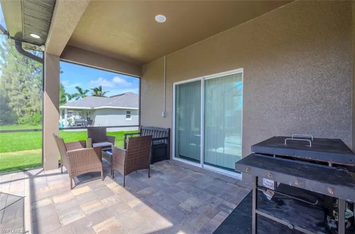2902 Nw 10th Ter, Cape Coral, Florida 33993