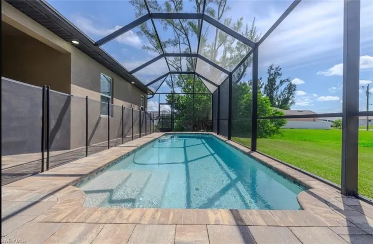 2902 Nw 10th Ter, Cape Coral, Florida 33993