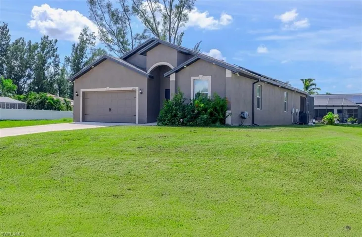 2902 Nw 10th Ter, Cape Coral, Florida 33993