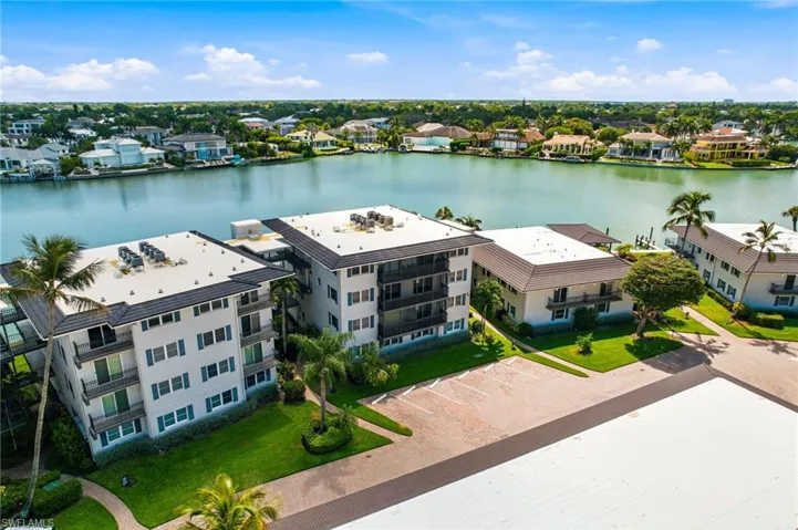 3400 Gulf Shore Blvd N L8, Naples, Florida 34103
