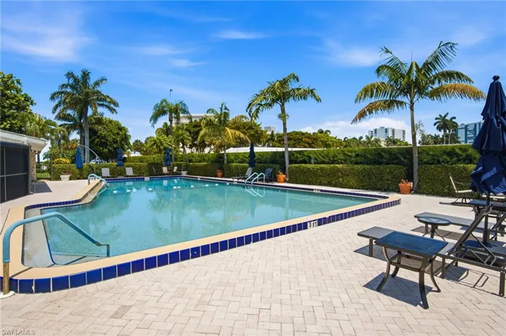 3400 Gulf Shore Blvd N L8, Naples, Florida 34103