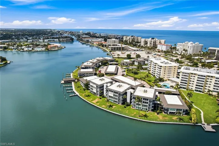 3400 Gulf Shore Blvd N L8, Naples, Florida 34103