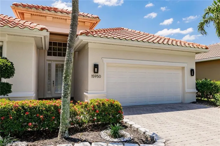 15950  Delasol  LN, Naples, FL 34110