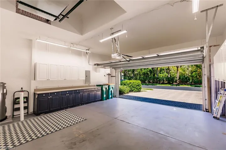 15950  Delasol  LN, Naples, FL 34110