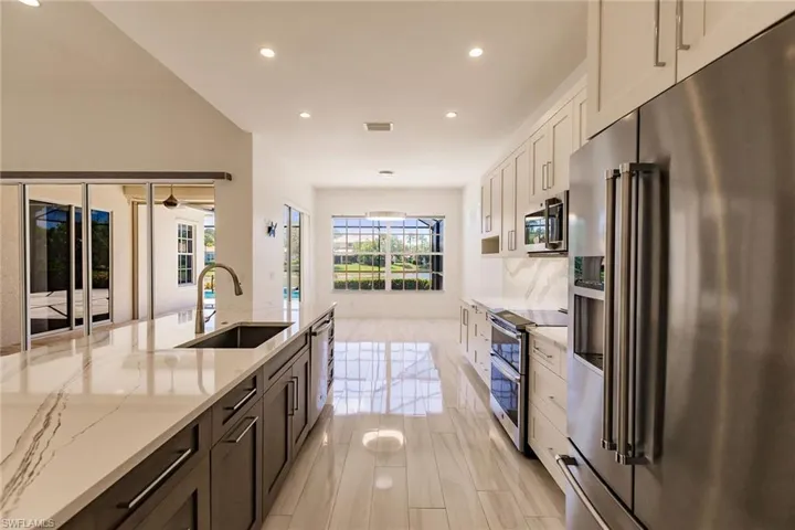15950  Delasol  LN, Naples, FL 34110