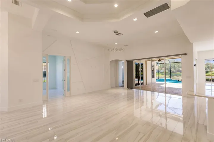 15950  Delasol  LN, Naples, FL 34110