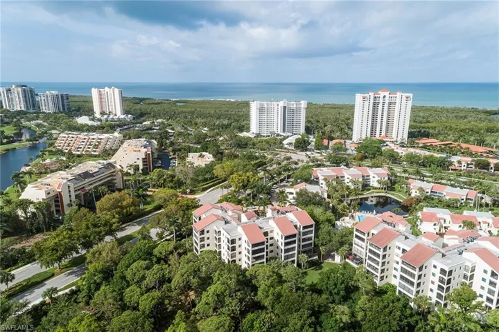 6500  Valen  WAY, Naples, FL 34108