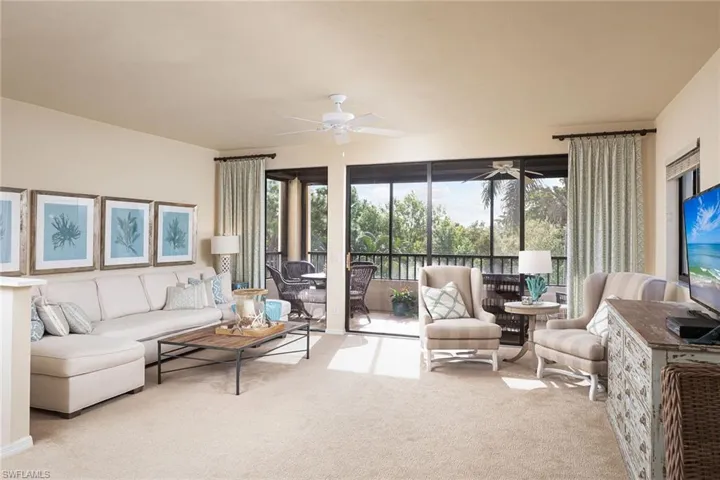 6500  Valen  WAY, Naples, FL 34108
