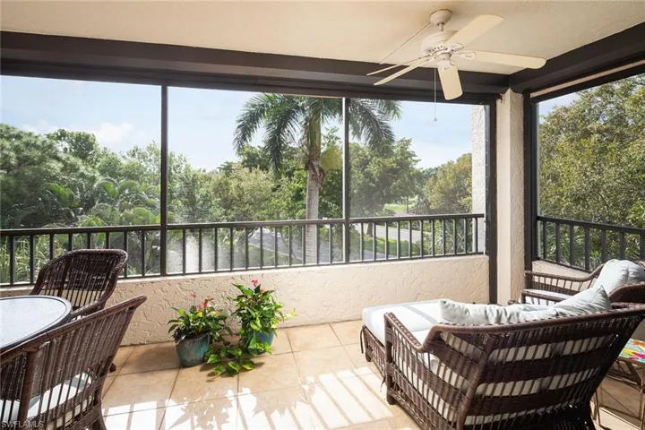 6500  Valen  WAY, Naples, FL 34108