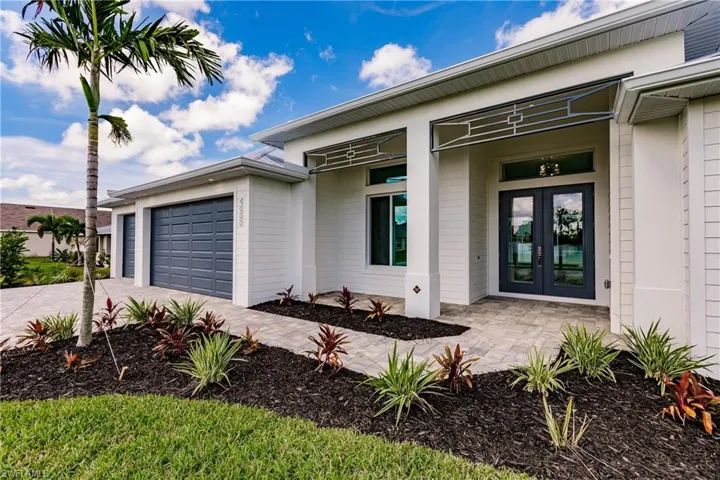 4000 16th PL, Cape Coral, FL 33914,224072634