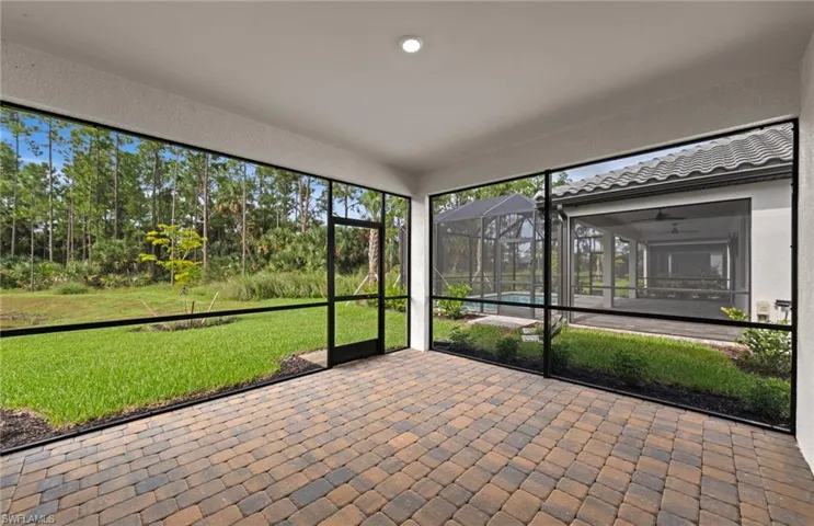 2127 Freemont Way, Naples, Florida 34120