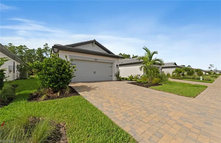 2127 Freemont Way, Naples, Florida 34120
