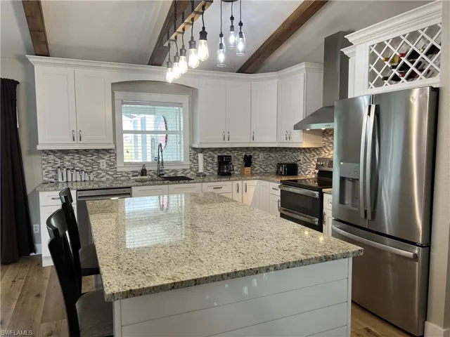 1816 NE 21st  PL, Cape Coral, FL 33909