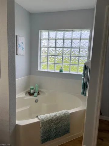 1816 NE 21st  PL, Cape Coral, FL 33909
