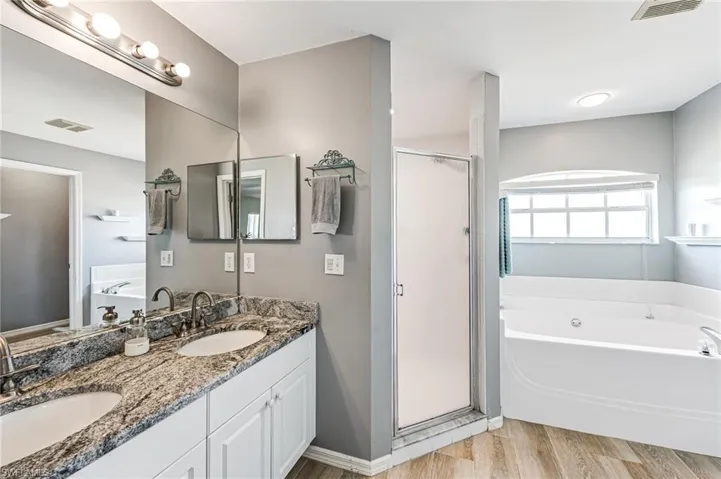 11618  Forest Mere  DR, Bonita Springs, FL 34135