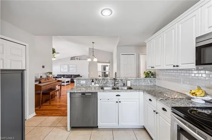 11618  Forest Mere  DR, Bonita Springs, FL 34135