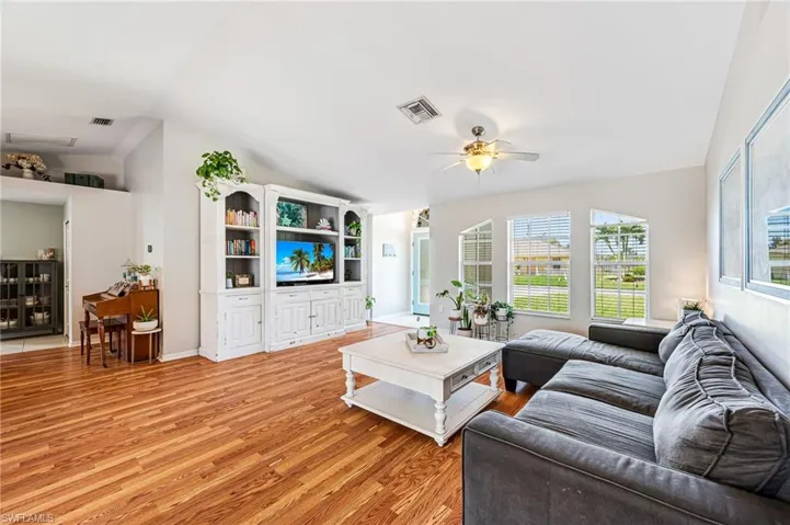 11618  Forest Mere  DR, Bonita Springs, FL 34135