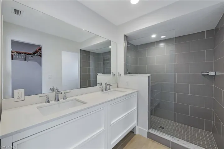 27220  Gasparilla  DR, Bonita Springs, FL 34135
