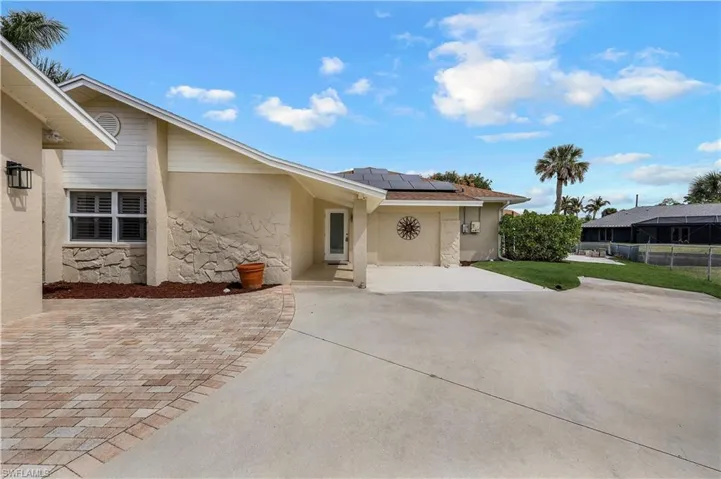 27220  Gasparilla  DR, Bonita Springs, FL 34135