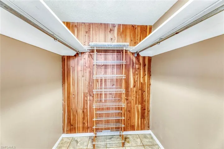 Walk in Closet near extra Vanity