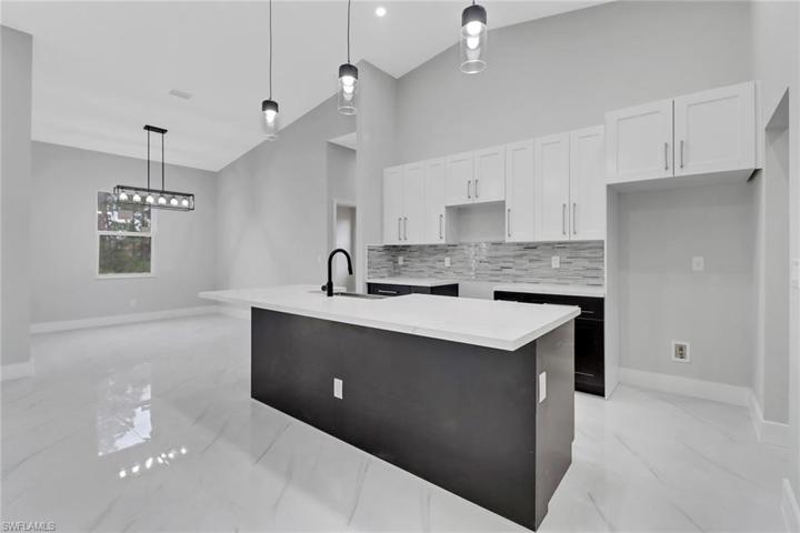 2705  42nd W ST, Lehigh Acres, FL 33971