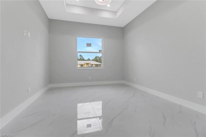 2705  42nd W ST, Lehigh Acres, FL 33971
