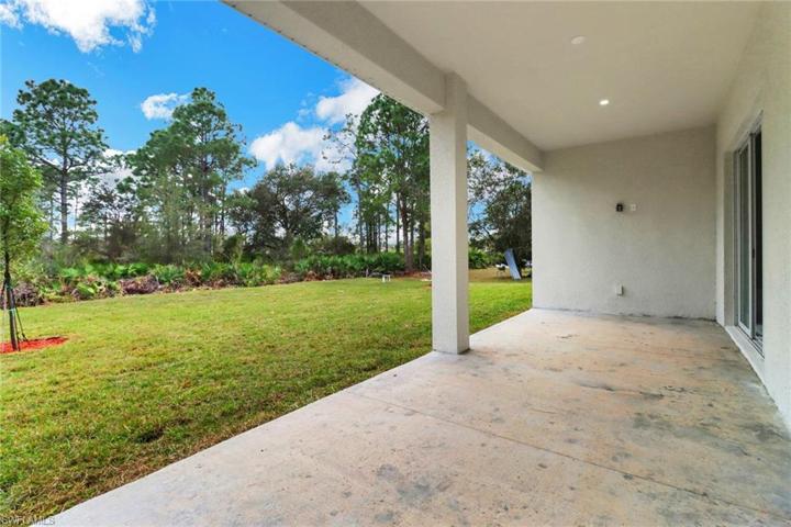 2705  42nd W ST, Lehigh Acres, FL 33971