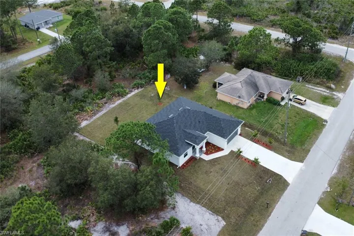 2705  42nd W ST, Lehigh Acres, FL 33971