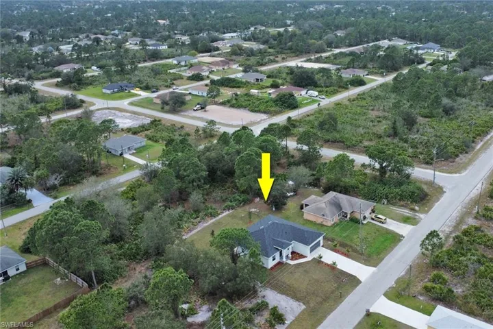 2705  42nd W ST, Lehigh Acres, FL 33971