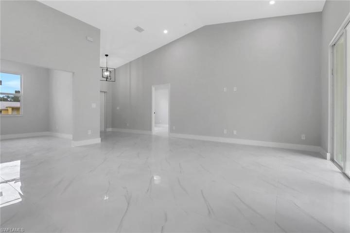 2705  42nd W ST, Lehigh Acres, FL 33971