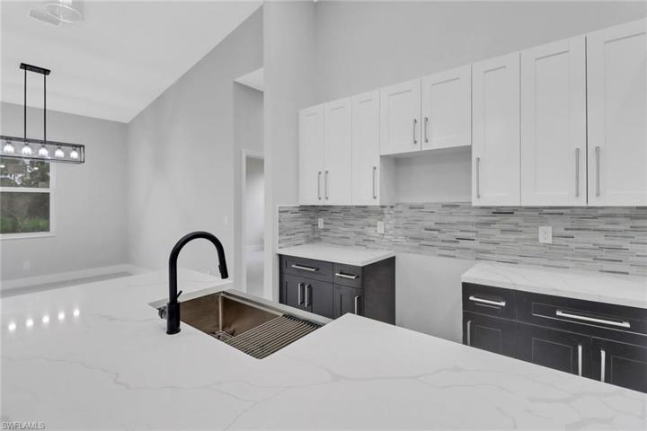 2705  42nd W ST, Lehigh Acres, FL 33971