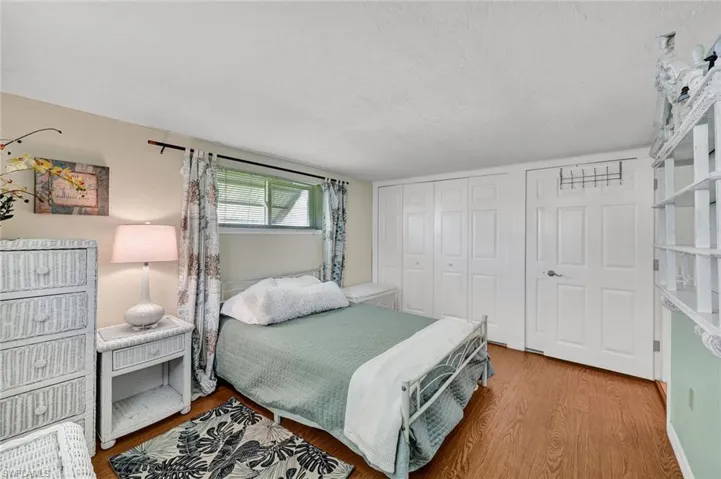 522 Menton Ln, Naples, Florida 34112