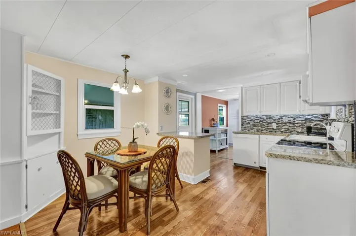 522 Menton Ln, Naples, Florida 34112