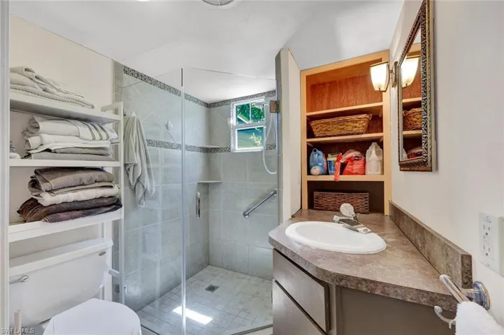 522 Menton Ln, Naples, Florida 34112