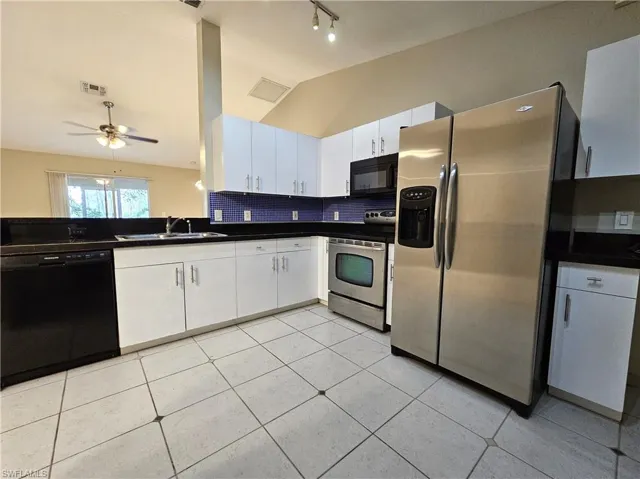 3621  45th NE AVE, Naples, FL 34120