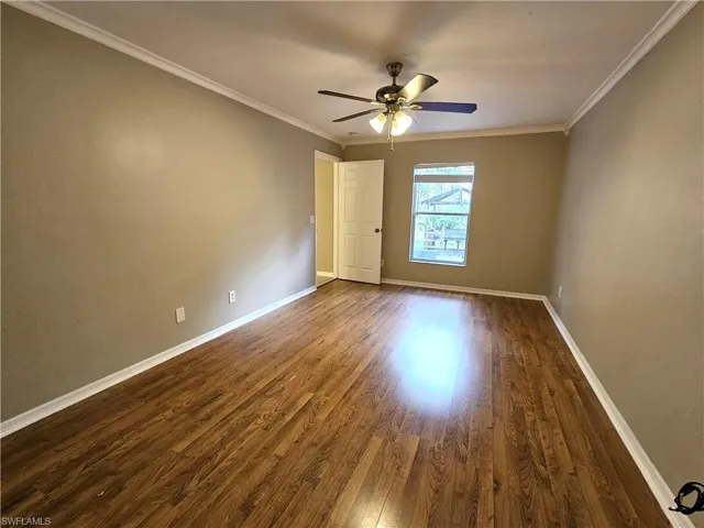 3621  45th NE AVE, Naples, FL 34120