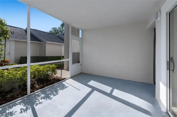 433  Country Hollow  CT, Naples, FL 34104