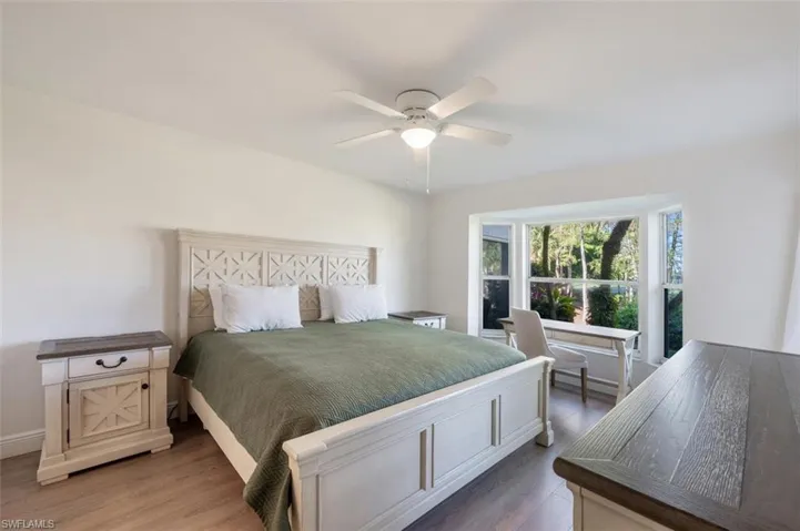 433  Country Hollow  CT, Naples, FL 34104