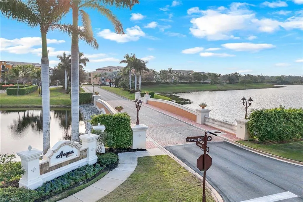 9735 Acqua CT, Naples, FL 34113,225013172