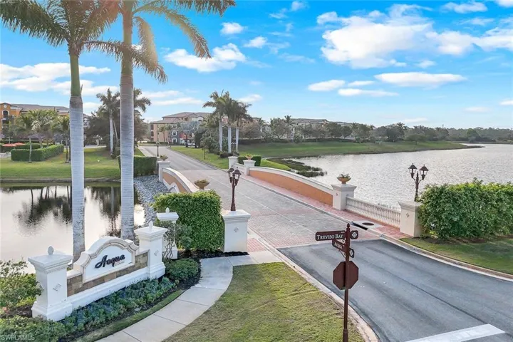 Acqua Neighborhood Entrance