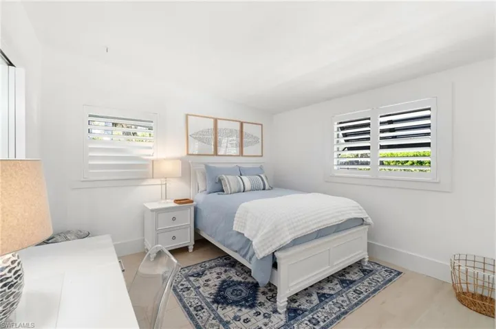 2180 Harbor Ln, Naples, Florida 34104