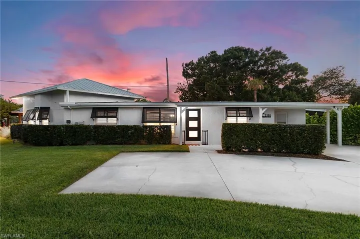 2180 Harbor Ln, Naples, Florida 34104