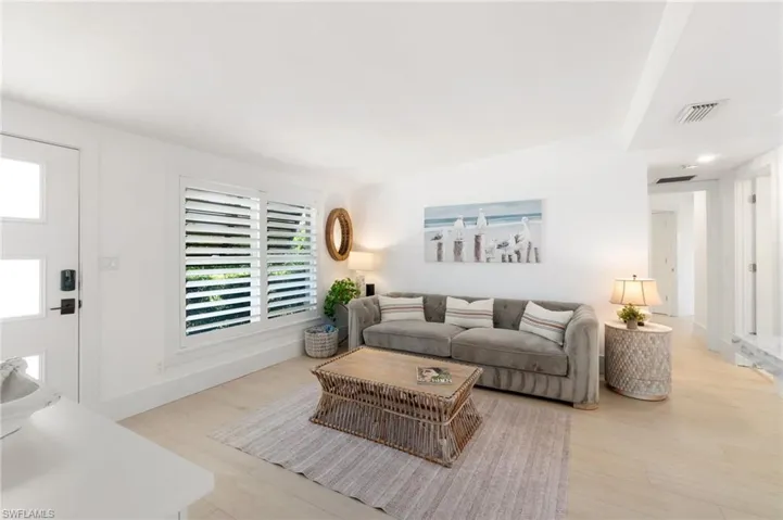 2180 Harbor Ln, Naples, Florida 34104