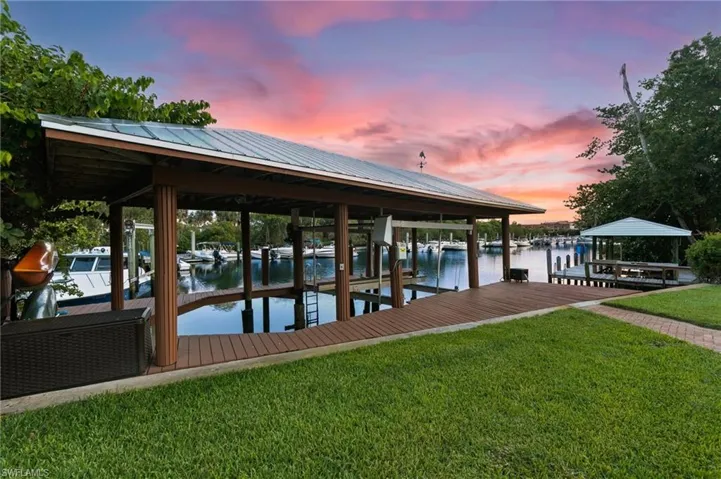 2180 Harbor Ln, Naples, Florida 34104