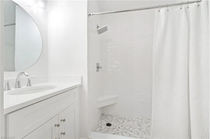 2180 Harbor Ln, Naples, Florida 34104