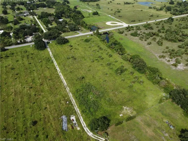Drone / aerial view featuring a rural view