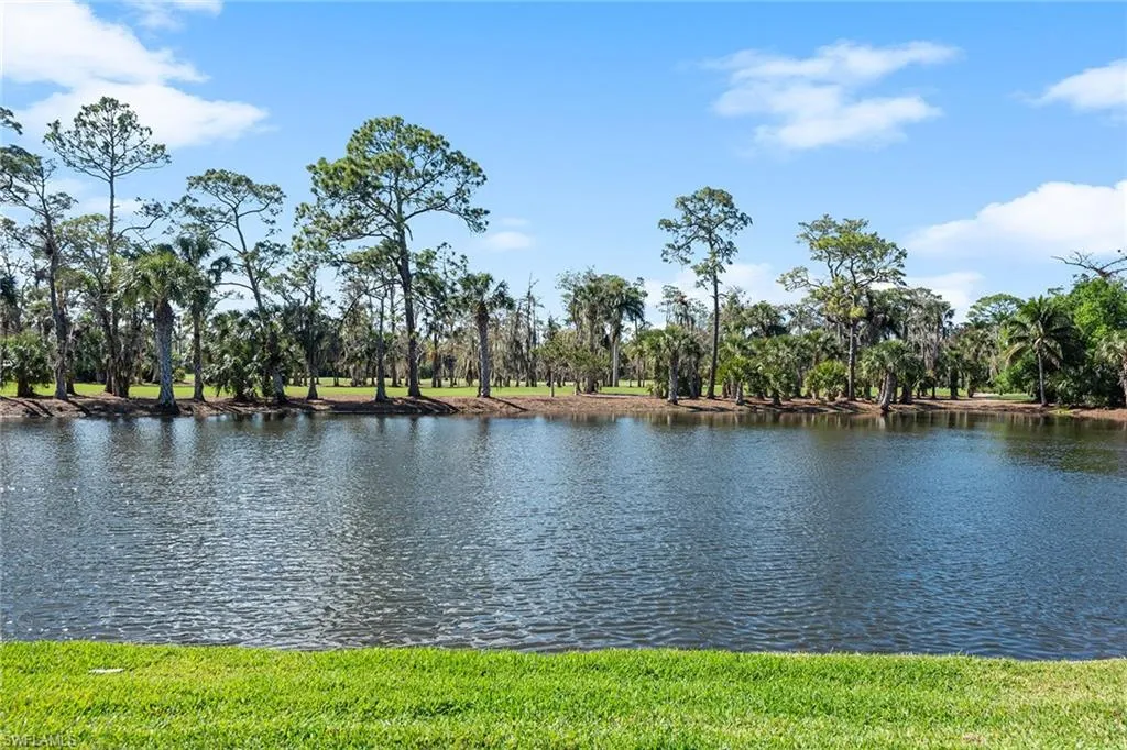25 Grey Wing PT, Naples, FL 34113,225022197