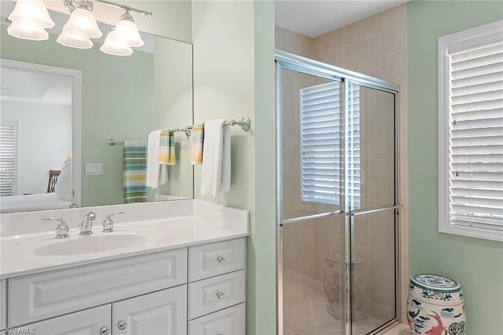 25 Grey Wing PT, Naples, FL 34113,225022197