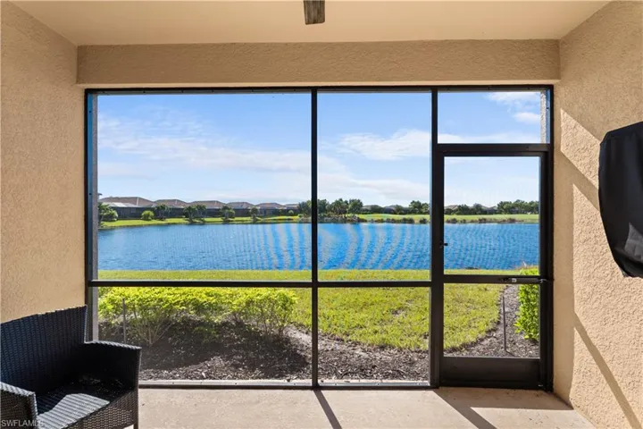 9365  Pocida  CT, Naples, FL 34119