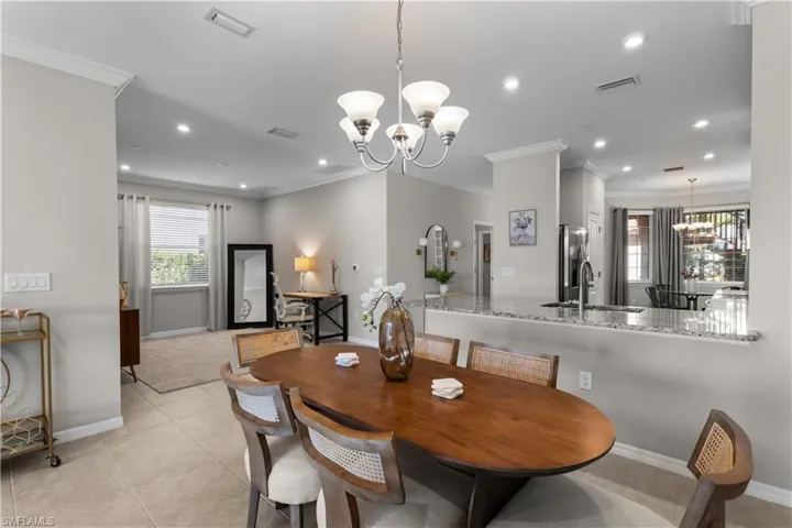 9365  Pocida  CT, Naples, FL 34119